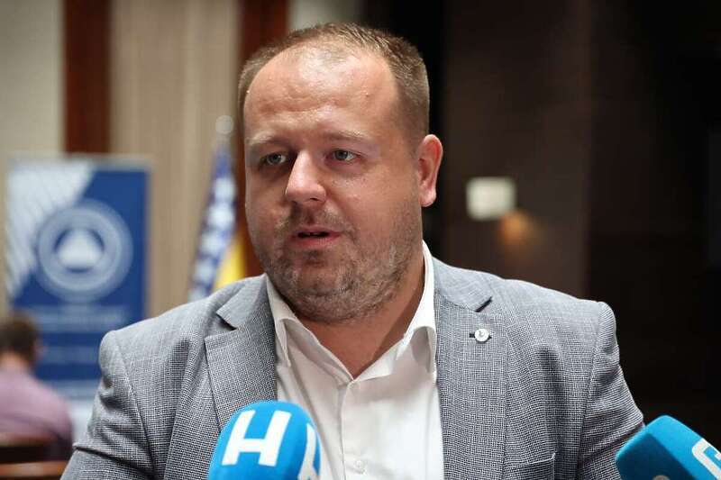 Haris Šabanović fena
