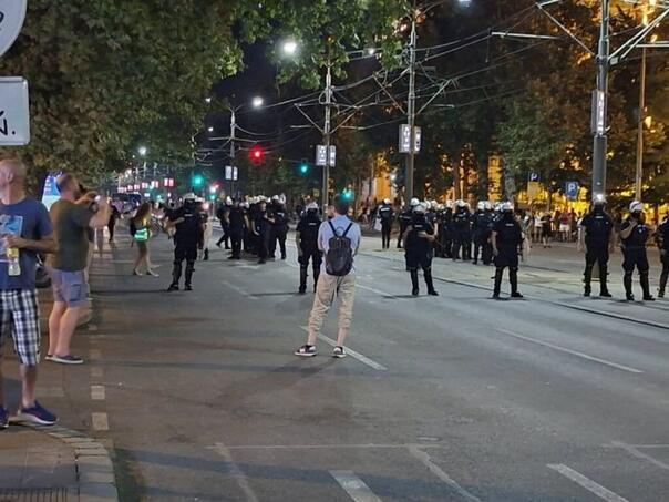 Beograd neredi