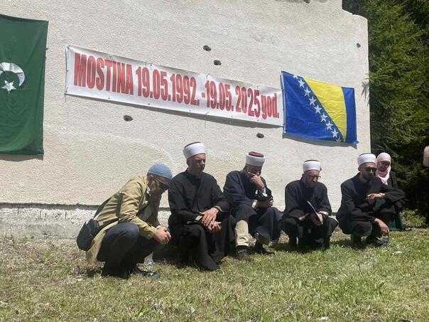 Cajnice Zlocin u lovackom domu Mostina
