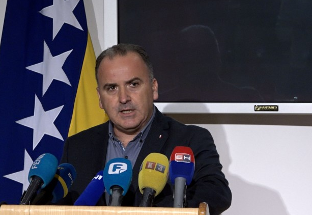 Dženan Đonlagić ?