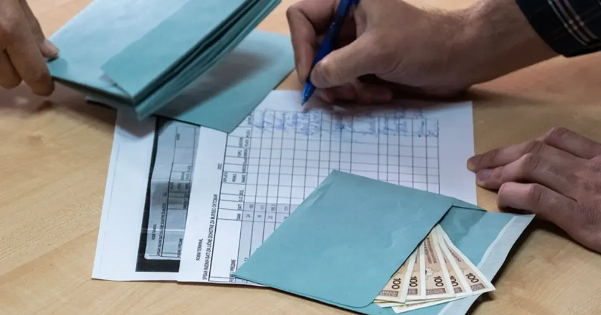 Dostava novac koverat