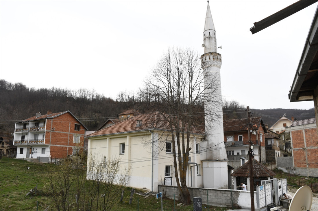 Dzamija kosovo AA