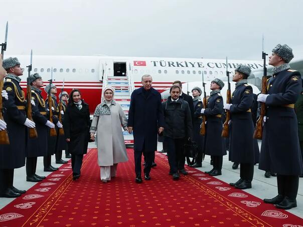Erdogan stigao na samit brics a u drustvu supruge emine erd 6718f4aa9f608