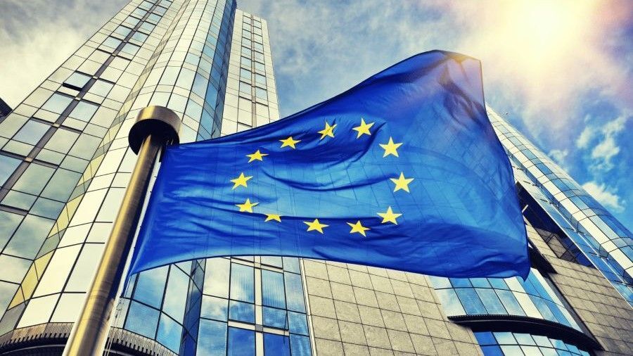 Eu