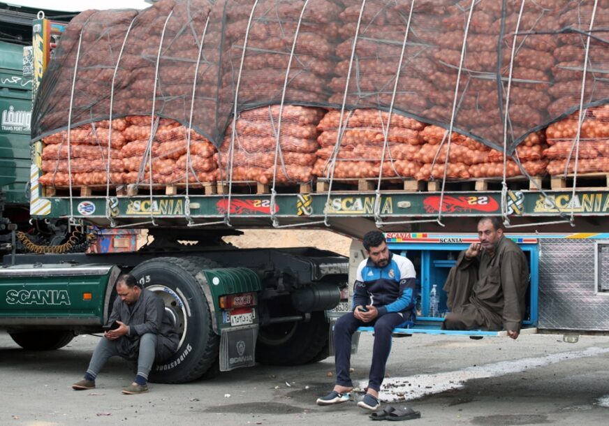 Gaza konvoj pomoc 872x610 EPA