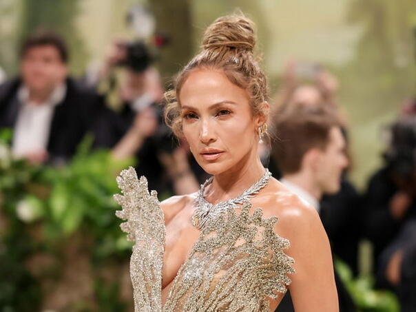 Jennifer Lopez Screenshot X