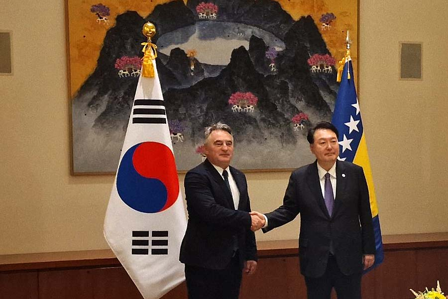 Željko Komšić Yoon Suk Yeolom