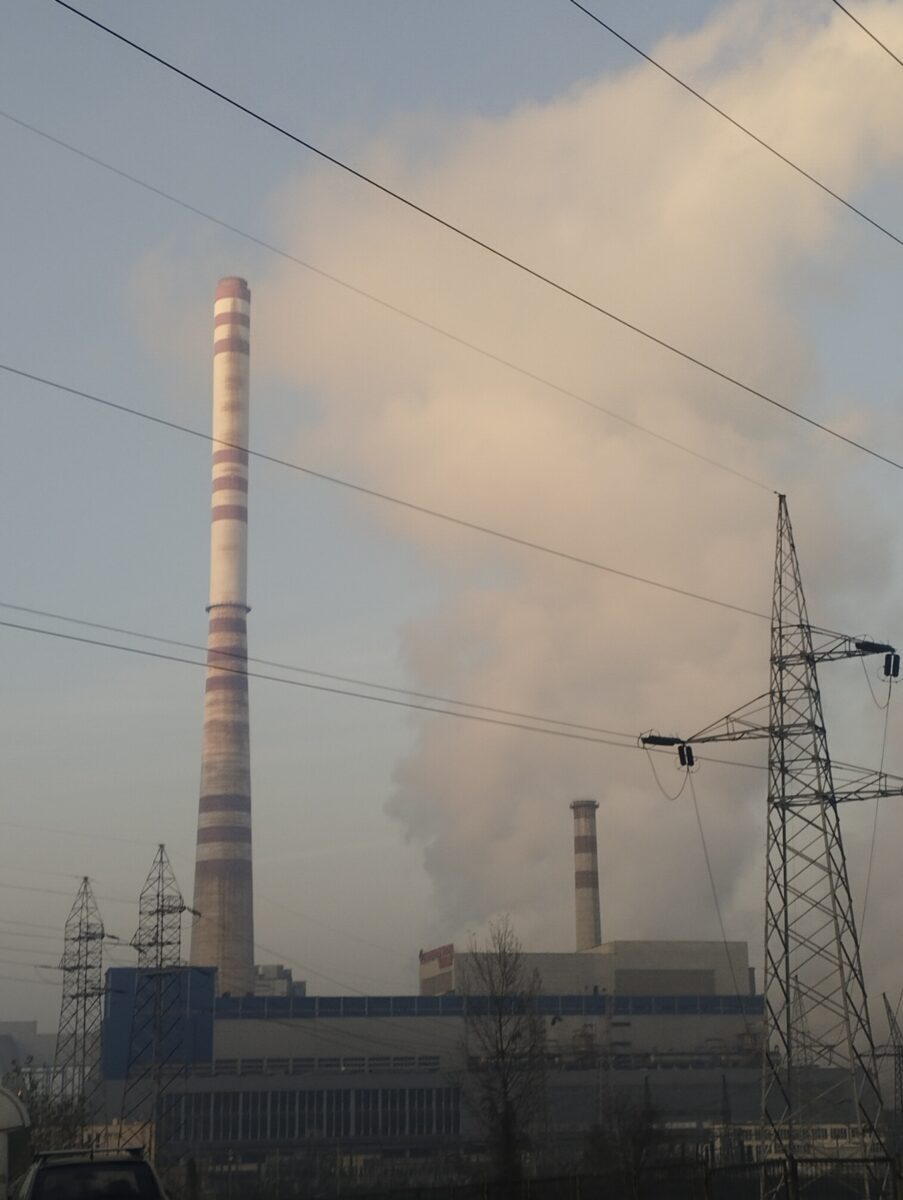 Kakanj Termoelektrana i Cementara ispustaju ogroman dim