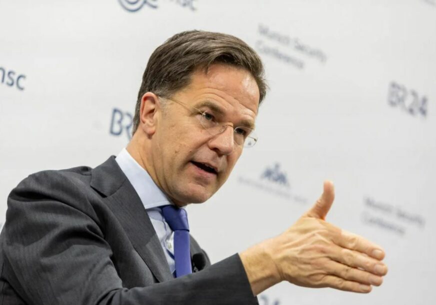 Mark rutte 872x610