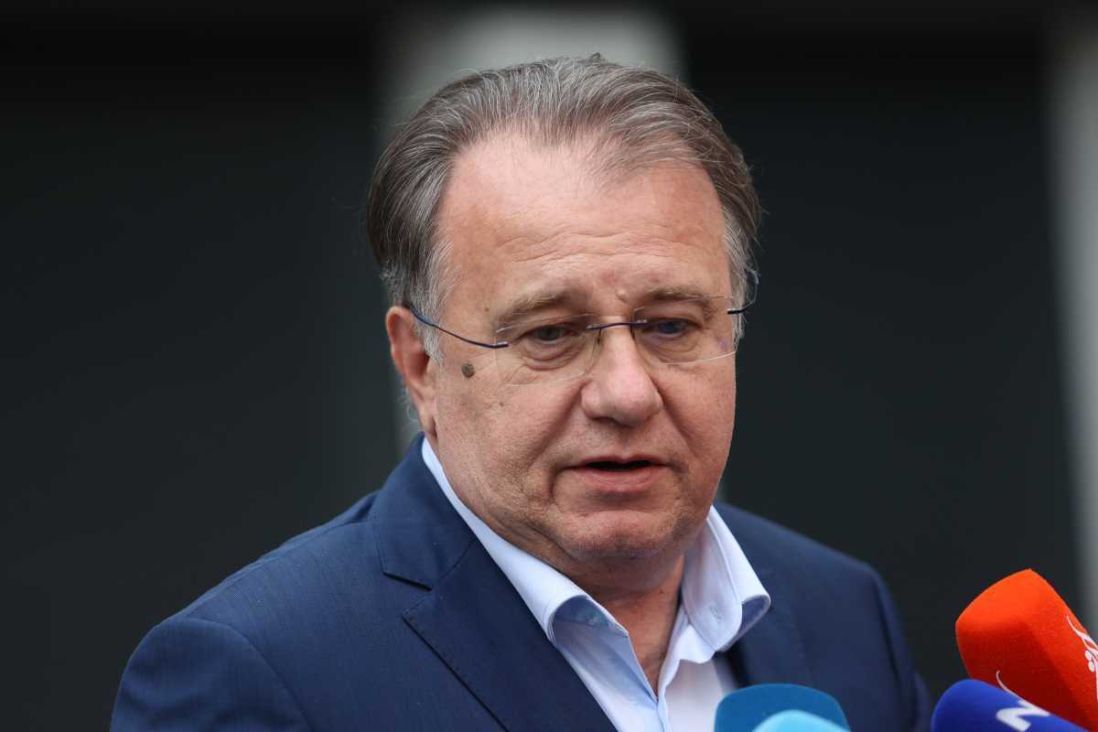 Nermin niksic april20023 dzkrsa2