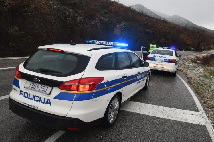 Policija hrvatskajpg