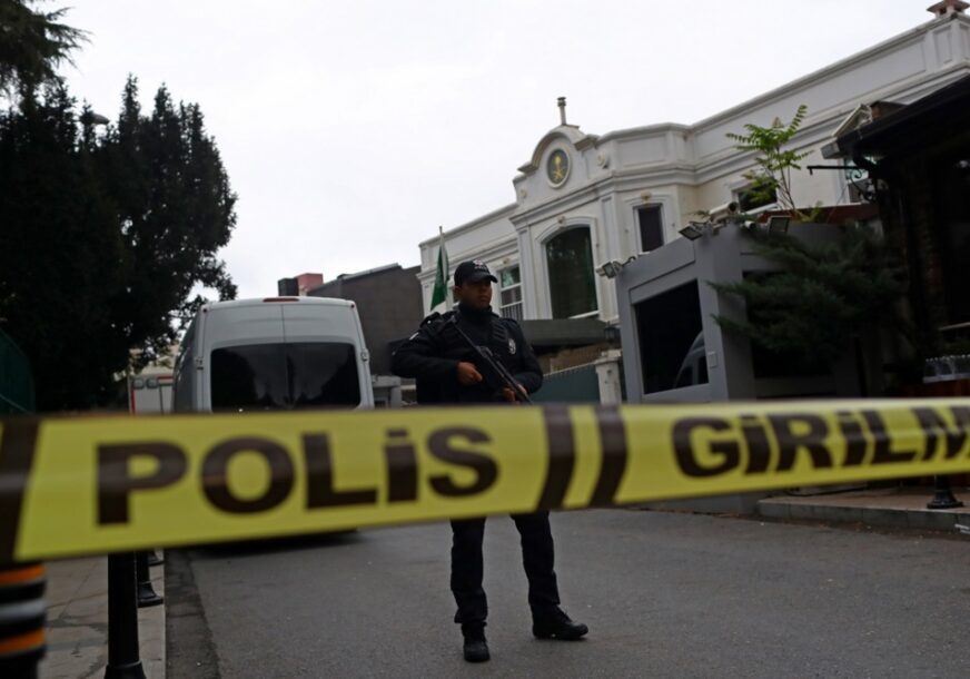 Policija istanbul turska 872x610