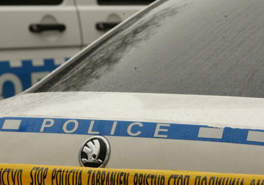 Policija rs ilustracija 3 scaled 872x610