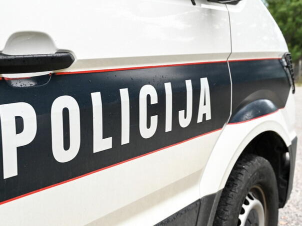 Policija