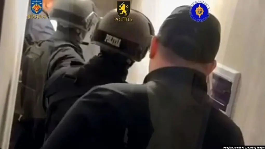 Policijaawebpwebp
