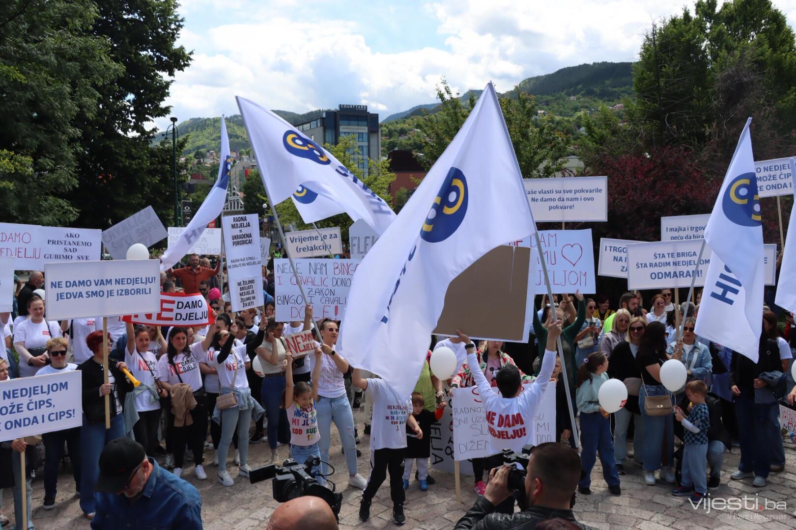Protesti Ne damo nedjelja