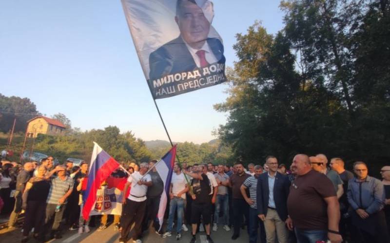 Protesti dodik