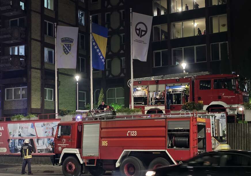 Tuzlapozar 1 Dom penzionera Tuzla Foto Anadolija Ahmet Besic 872x610