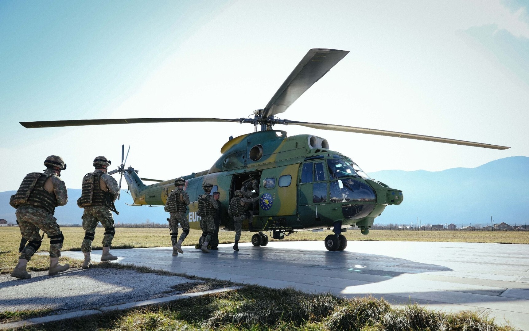 Vjezba Vojni helikopter u bazi Butmir foto osbih