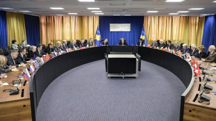 Vlada kosova 1