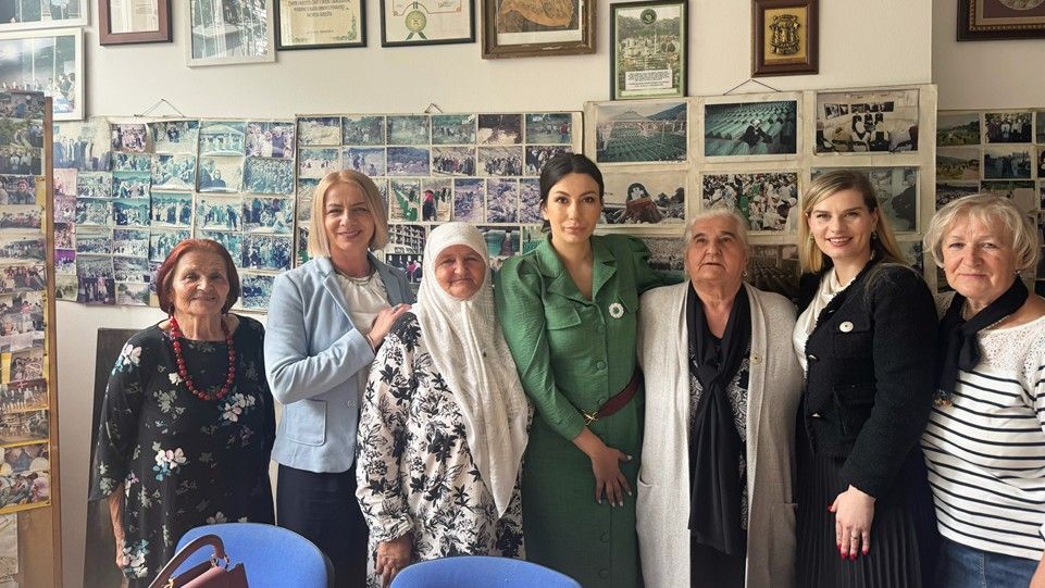 Zene sda majke srebrenicejpg