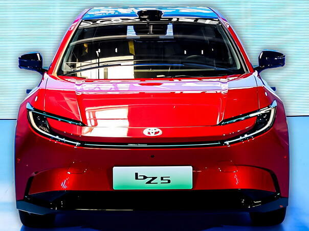 Toyota lansirala elektricni suv upola jeftiniji od tesle toyota bz5 682d8b22dd8bf 1