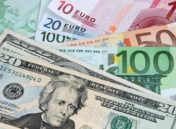 Novac pare dolar euro