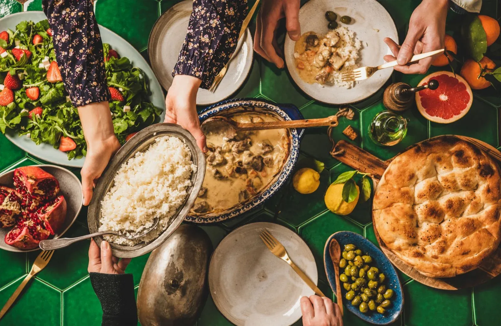 Iftar gettyimages 1281714327 cover 1600x1043
