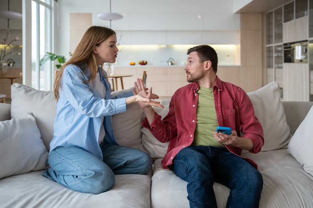 Ljubavvezamanipulacija