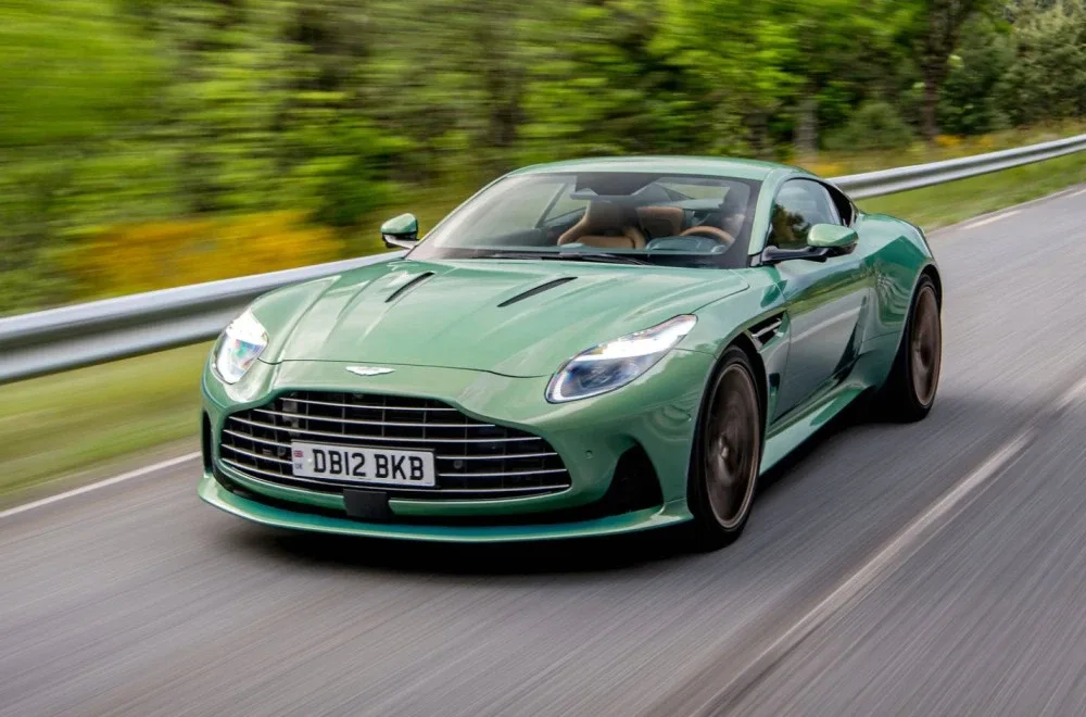Aston martin db12 2024 1600 1f f