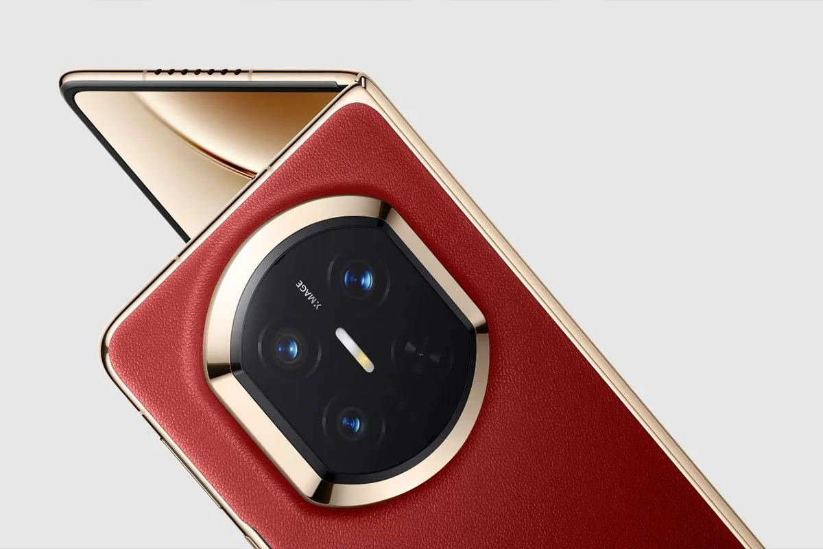 Huawei Mate X7 preklopni flegsip