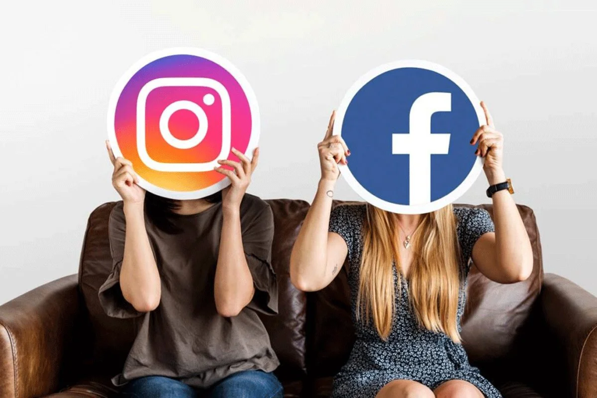 Instagram FB