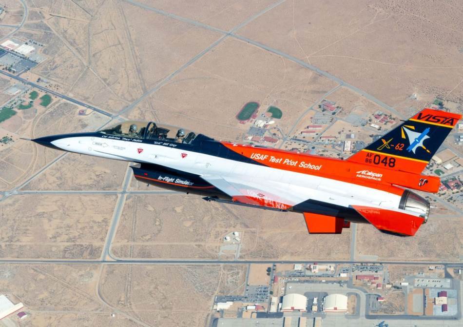 Borbeni avion vestacka inteligencija Foto U S Air Force Kyle Brasier
