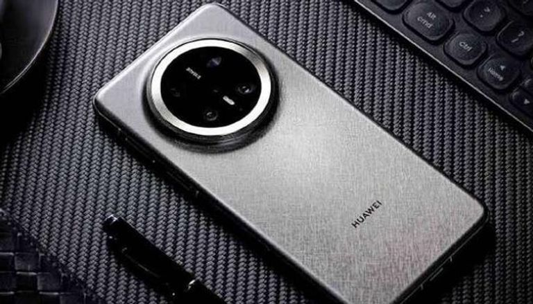 Huawei mate 80 700x400