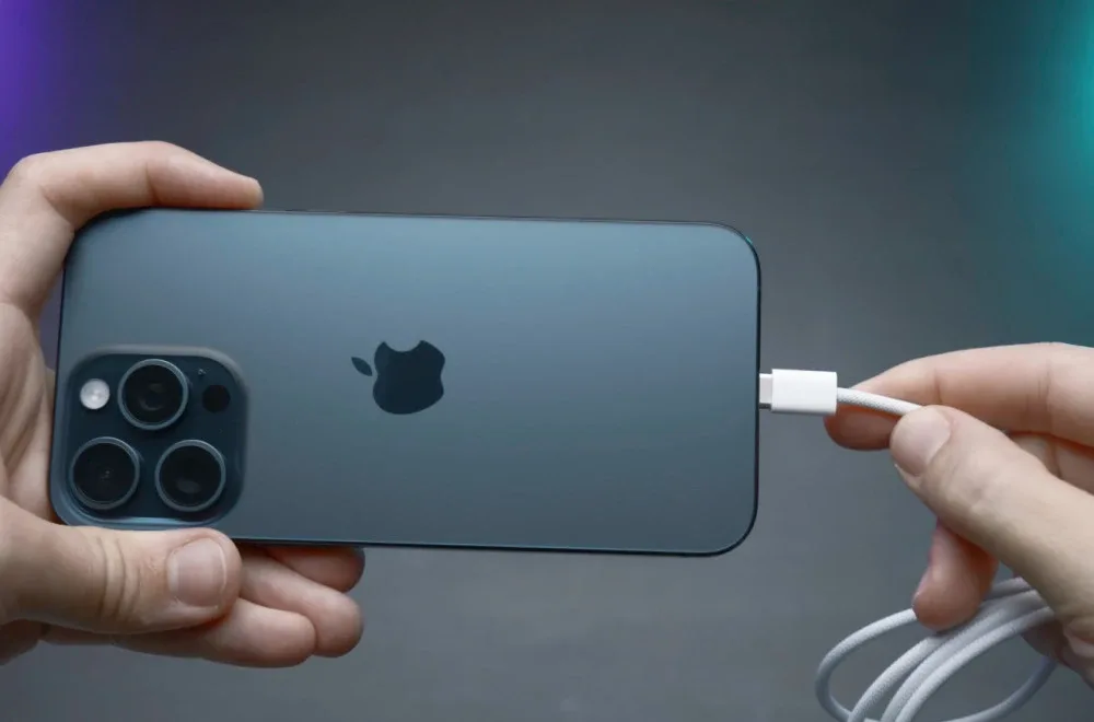 I Phone shutterstock