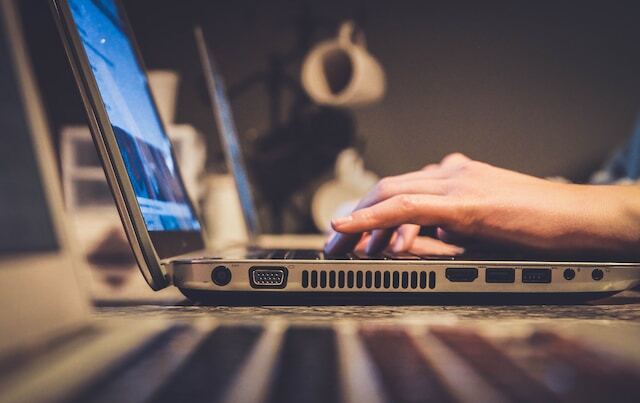 Laptop unsplash