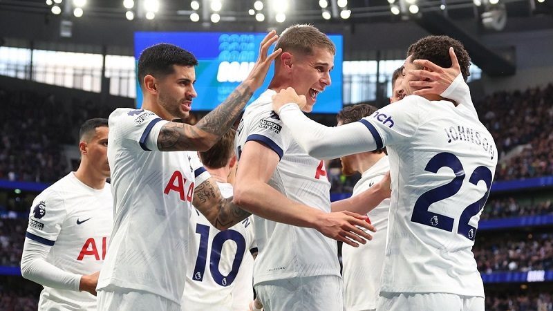 07 04 Tottenham