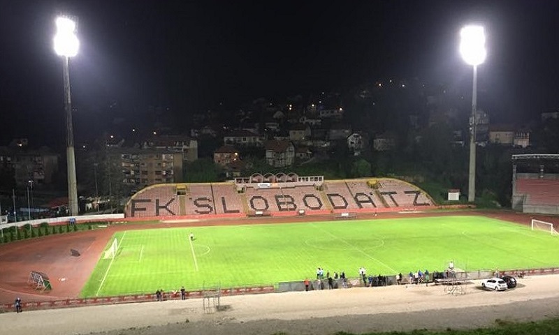 FK Sloboda tusanj reflektori