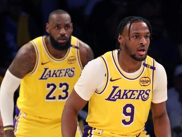 Bronny James LeBron James