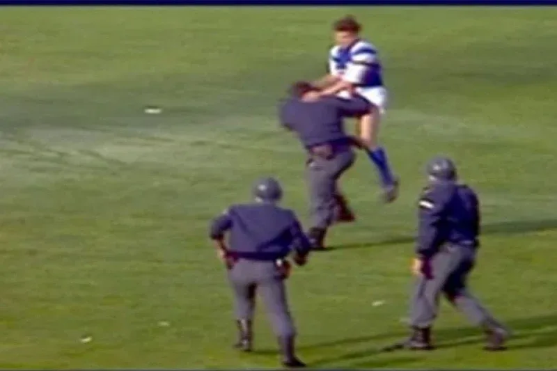 Napad Zvonimir Boban na policajca 1990 godine