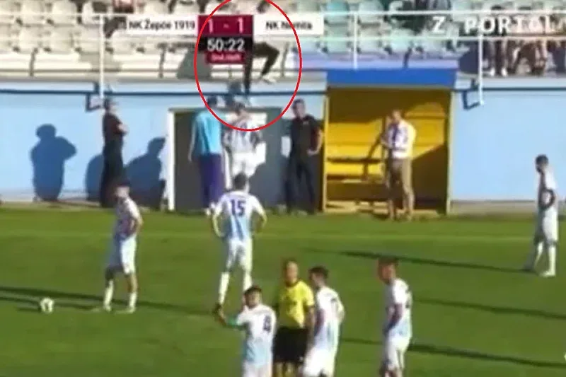 Žepče Anel Dedić Navijac s tribine nogom u glavu udario poznatog premijerligaskog veznjaka