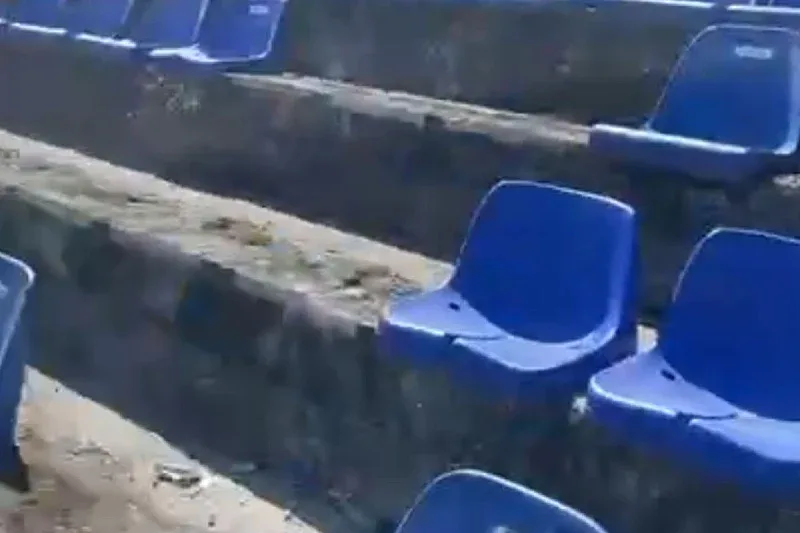Stadion Grbavica FK Željezničar Pocelo uklanjanje stolica