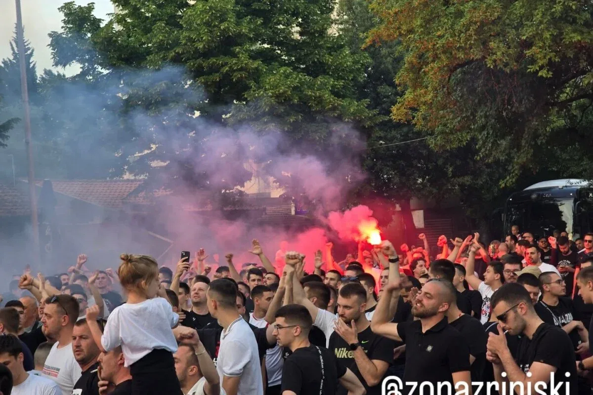 Ultrasi docekali igrace nakon pobjede nad Velezom 1