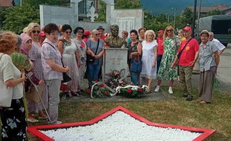 bohać bista tito/ fena