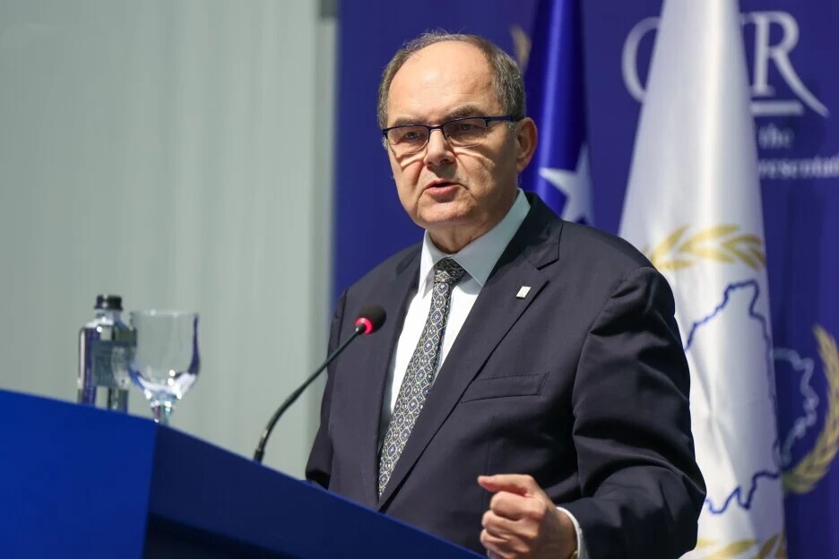 Christian Schmidt 11 fena