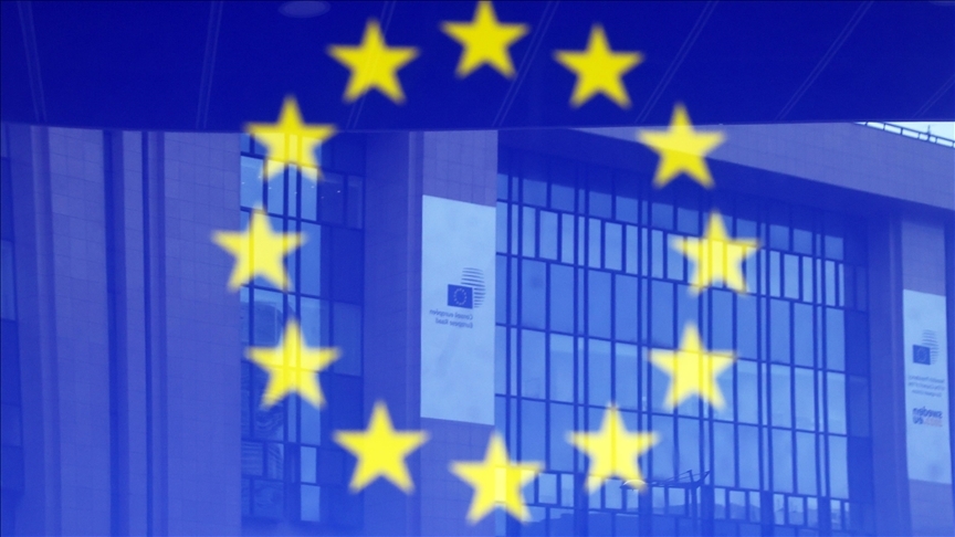 EU AA