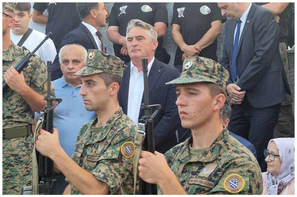 Komsic u Buzimu