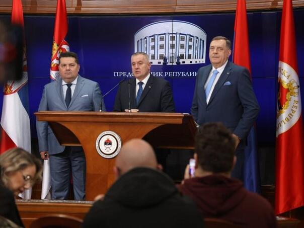 Radovan Viskovic Milorad Dodik Nenad Stevandic