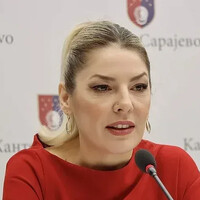 Adna Mesihović