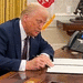 Donald Trump potpis foto Screenshot